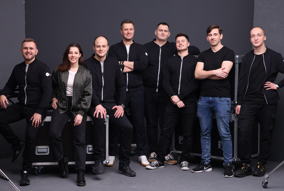 Uplive ekipa