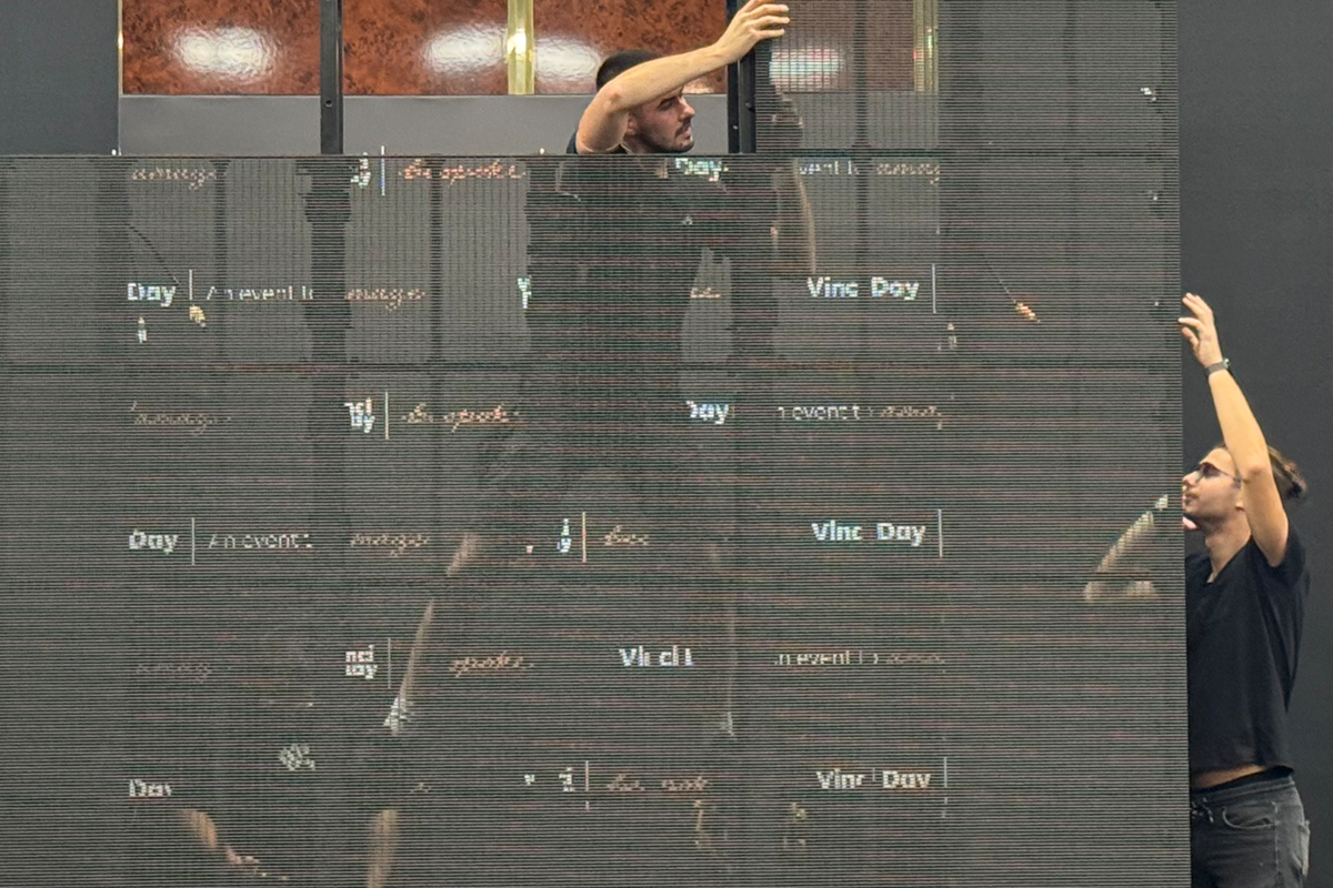 ekrany-transparentne Ekrany Transparentne LED